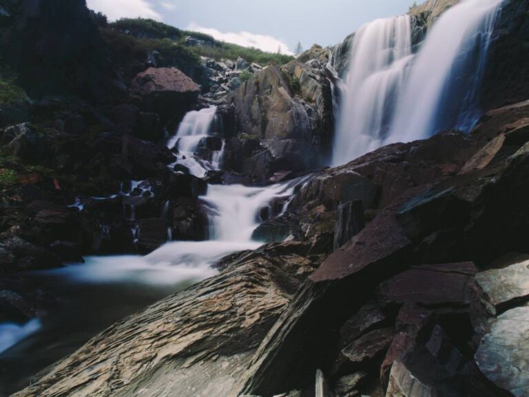 Baga Turgen Waterfall