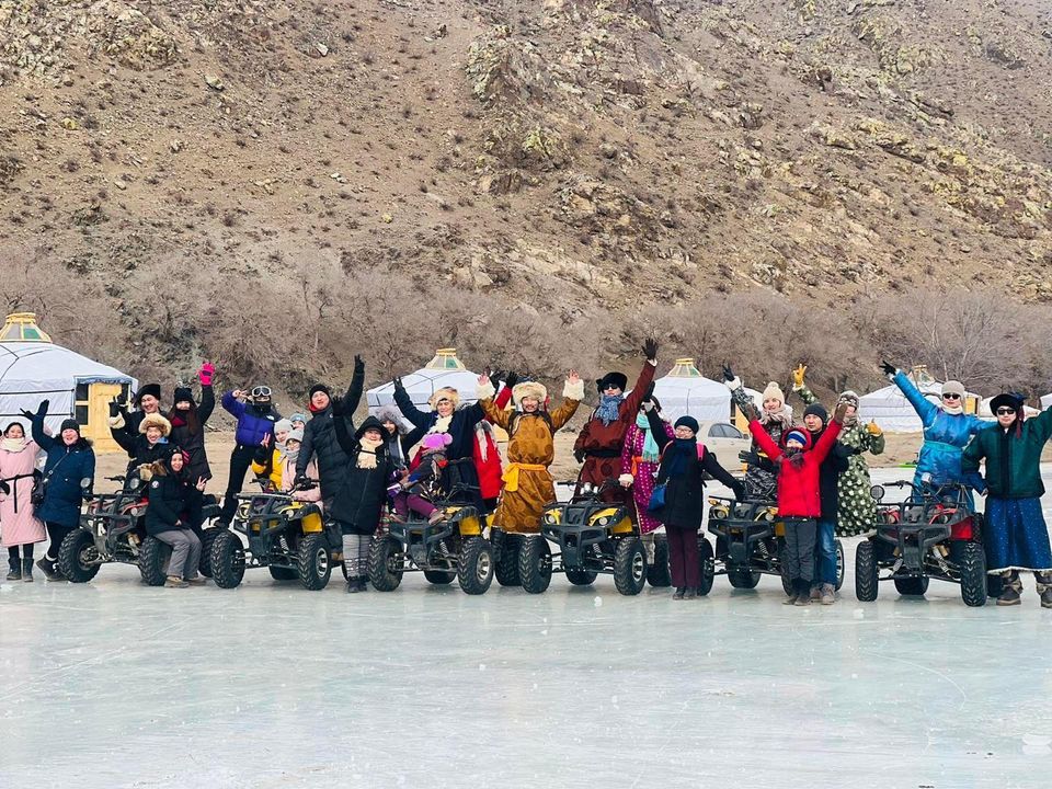 Dog sledding tour in Mongolia