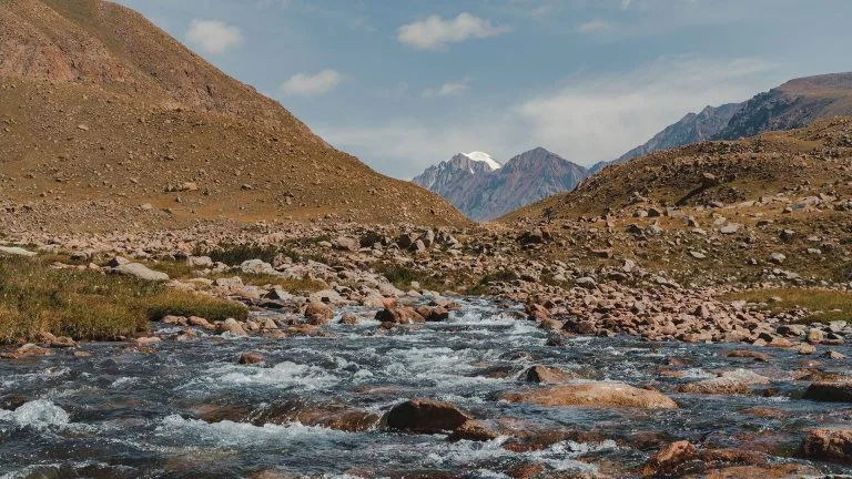 Kharkhiraa